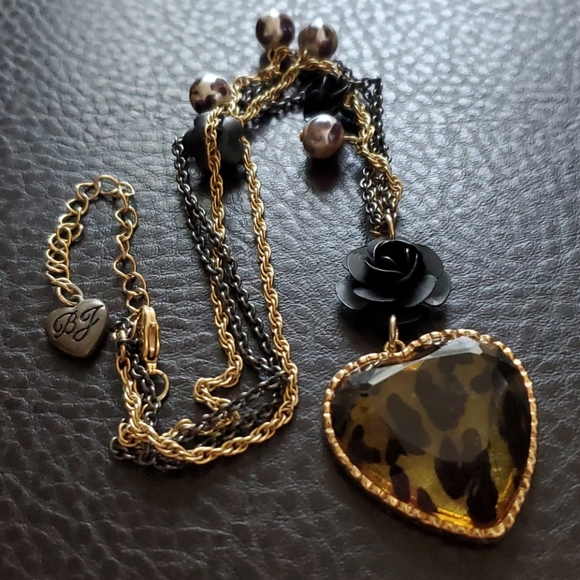 Betsey Johnson Jewelry - Betsey Johnson necklace